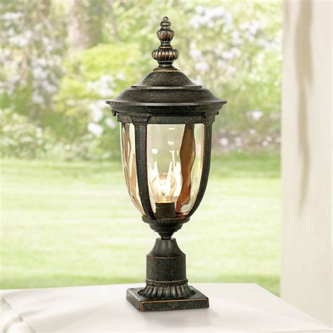 Post Lamp .